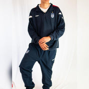 Early 2000s Umbro Embroidered Tracksuit L/XL - Threads Uncovered