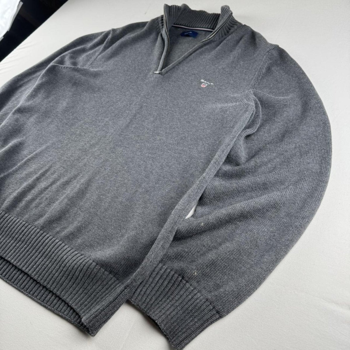 Gant Embroidered Logo Knitted Quarter Zip Fleece L - Threads Uncovered