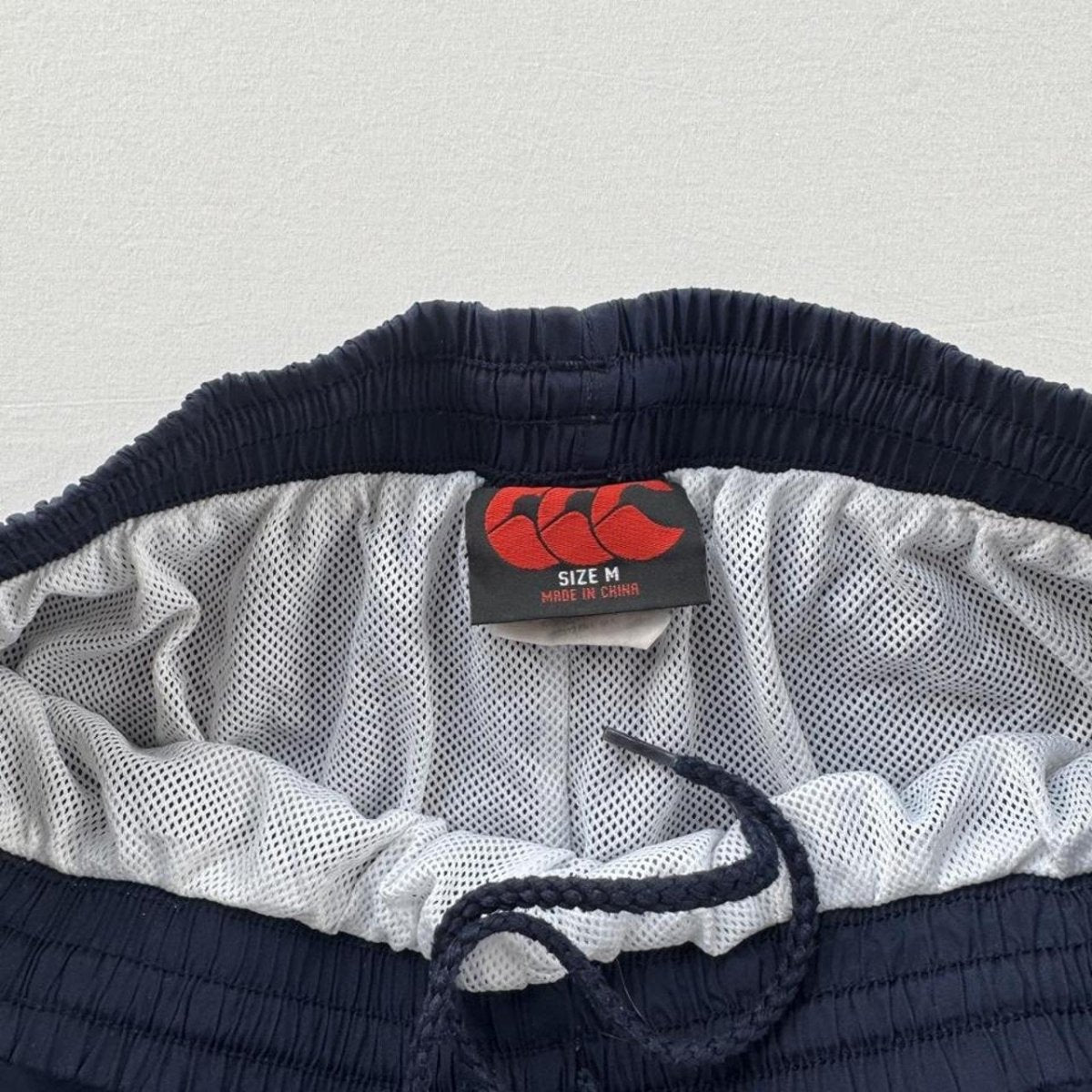 Lightweight Uncuffed Canterbury Joggers M - Threads Uncovered