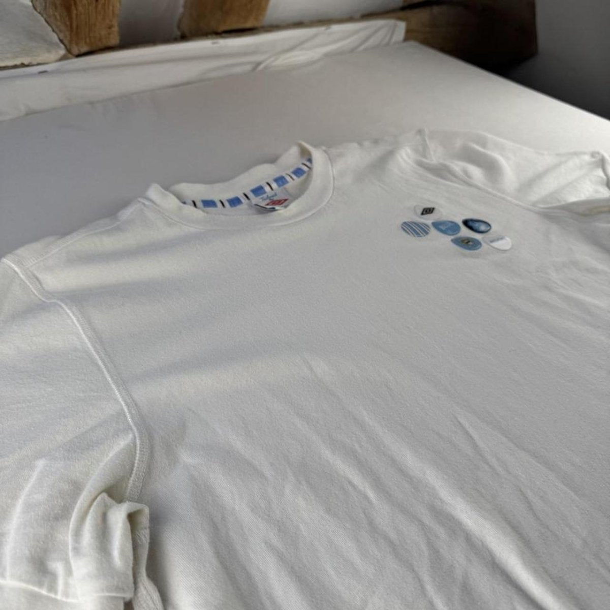 Man City Umbro Graphic T Shirt XL - Threads Uncovered