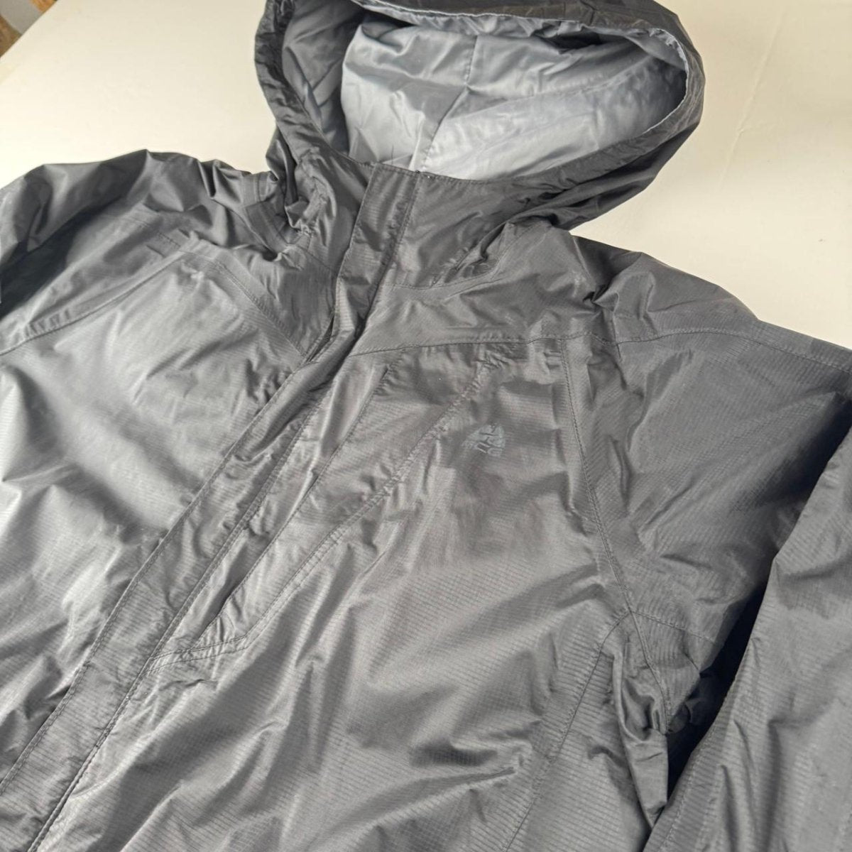 Mec Windbreaker Jacket in Black Size L - Threads Uncovered