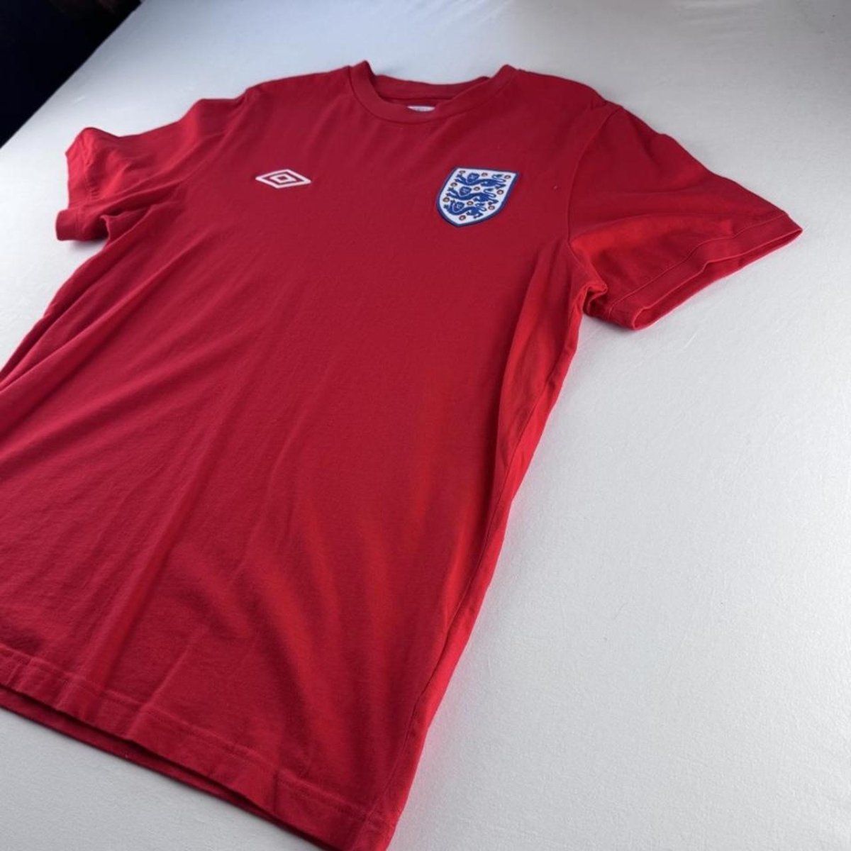 Mid 2010s Umbro England Cotton T Shirt L - Threads Uncovered