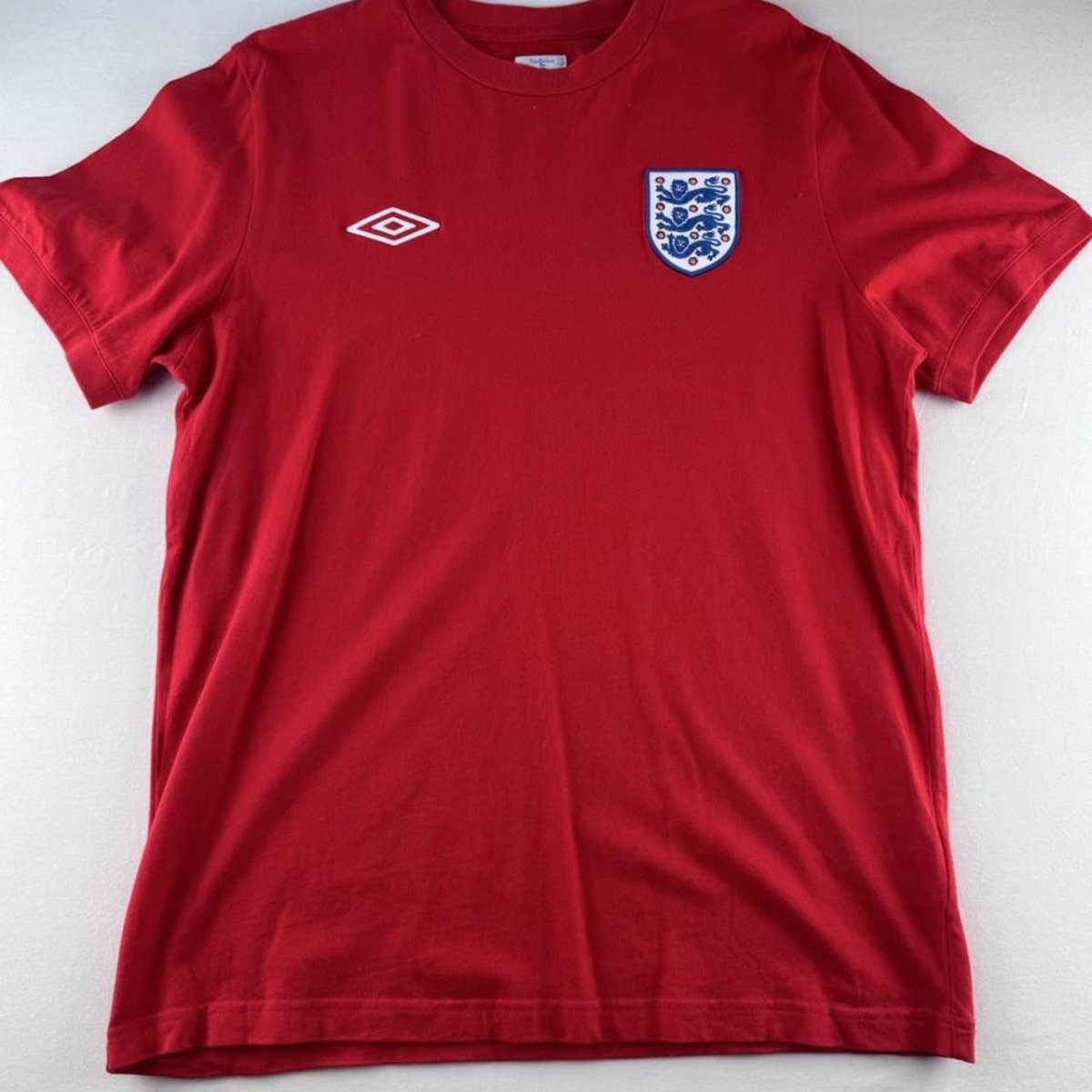 Mid 2010s Umbro England Cotton T Shirt L - Threads Uncovered