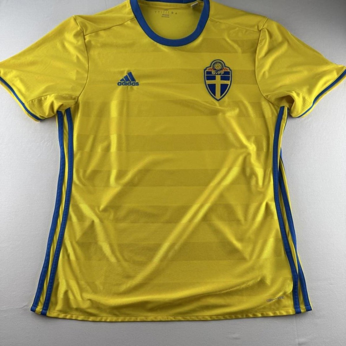 Modern Adidas Sweden Home Jersey L - Threads Uncovered