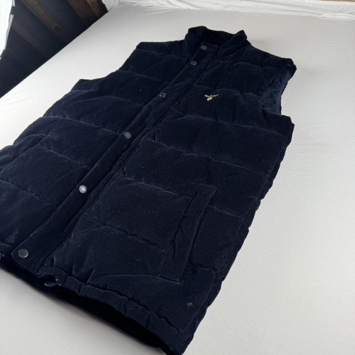 Modern Barbour Embroidered Corduory Baffle Gilet M - Threads Uncovered
