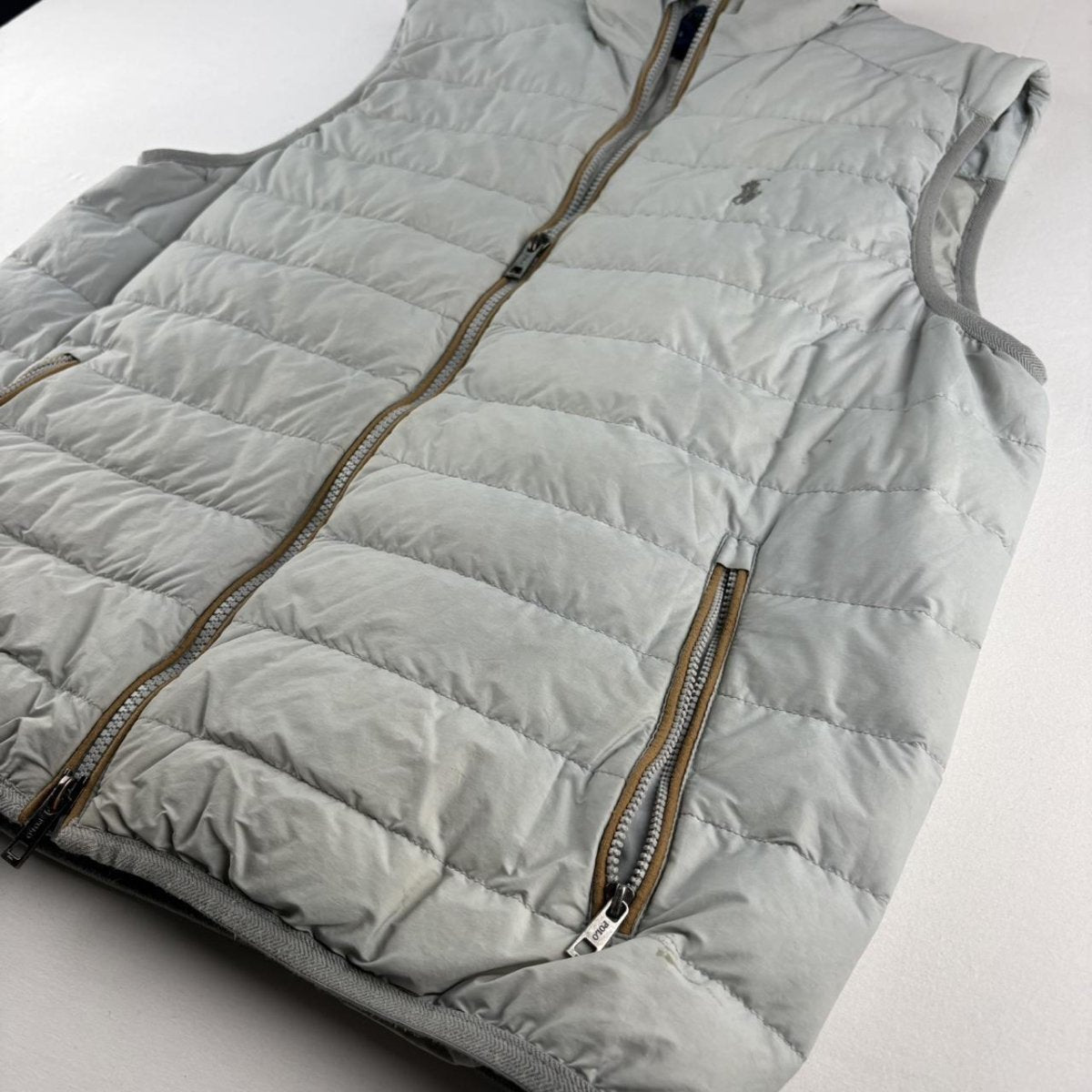 Polo Golf White Puffer Gilet S - Threads Uncovered