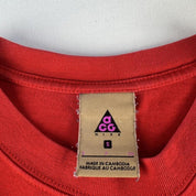 Red Nike ACG Embroidered Spellout T-Shirt S - Threads Uncovered