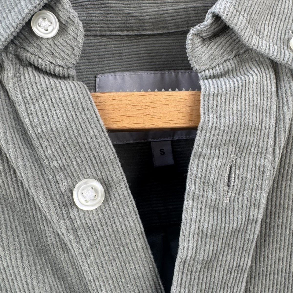 Sage Green Carhartt WIP Long Sleeve Madison Corduroy Button Down Shirt S - Threads Uncovered