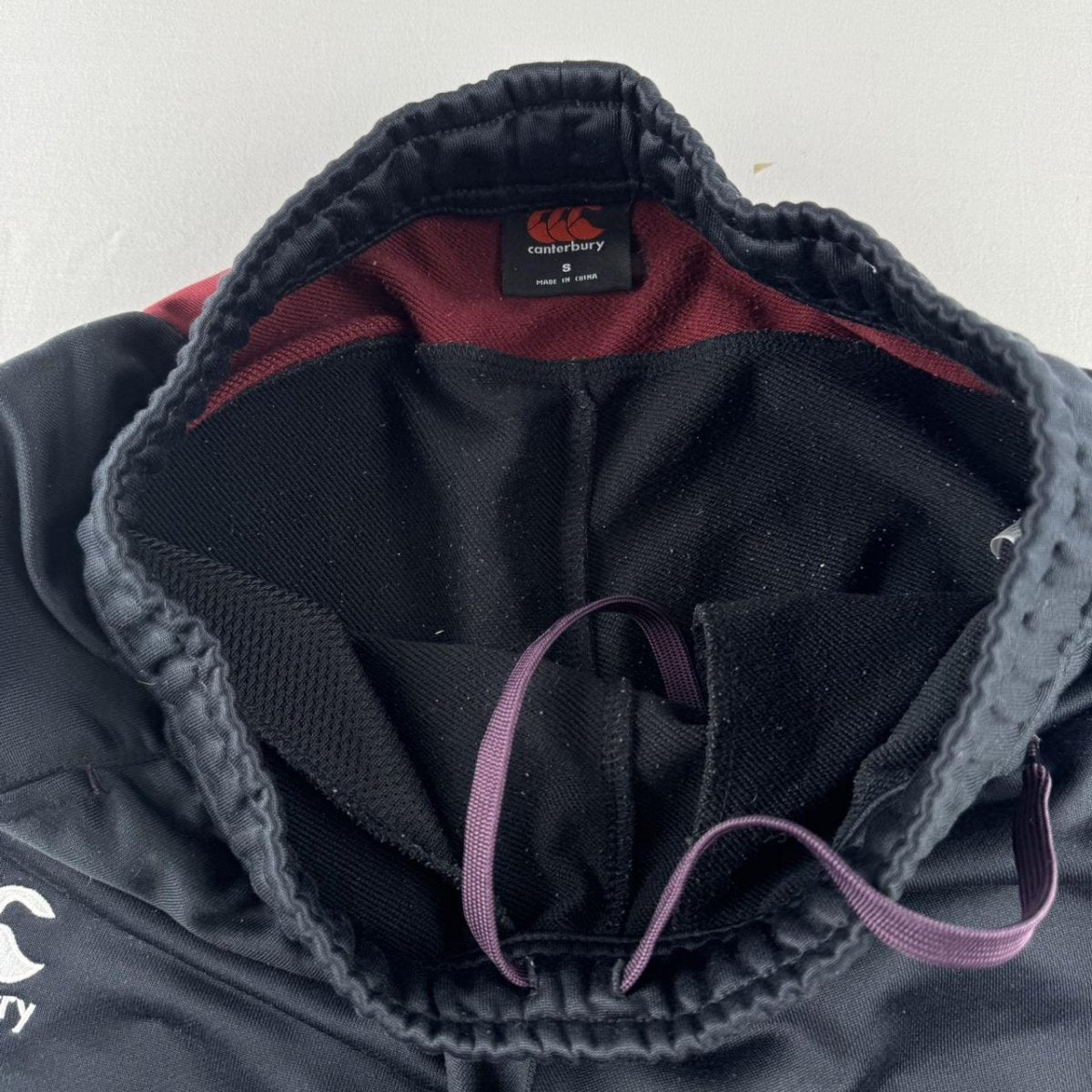Slim Canterbury England Joggers S - Threads Uncovered
