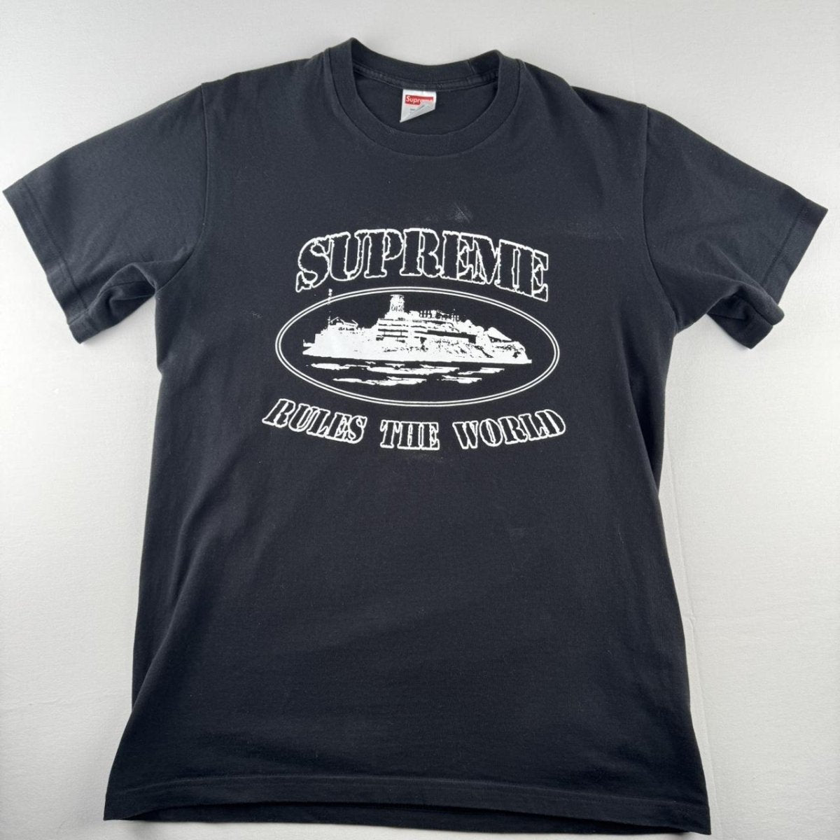 Supreme Corteiz Rules The World Tee S - Threads Uncovered