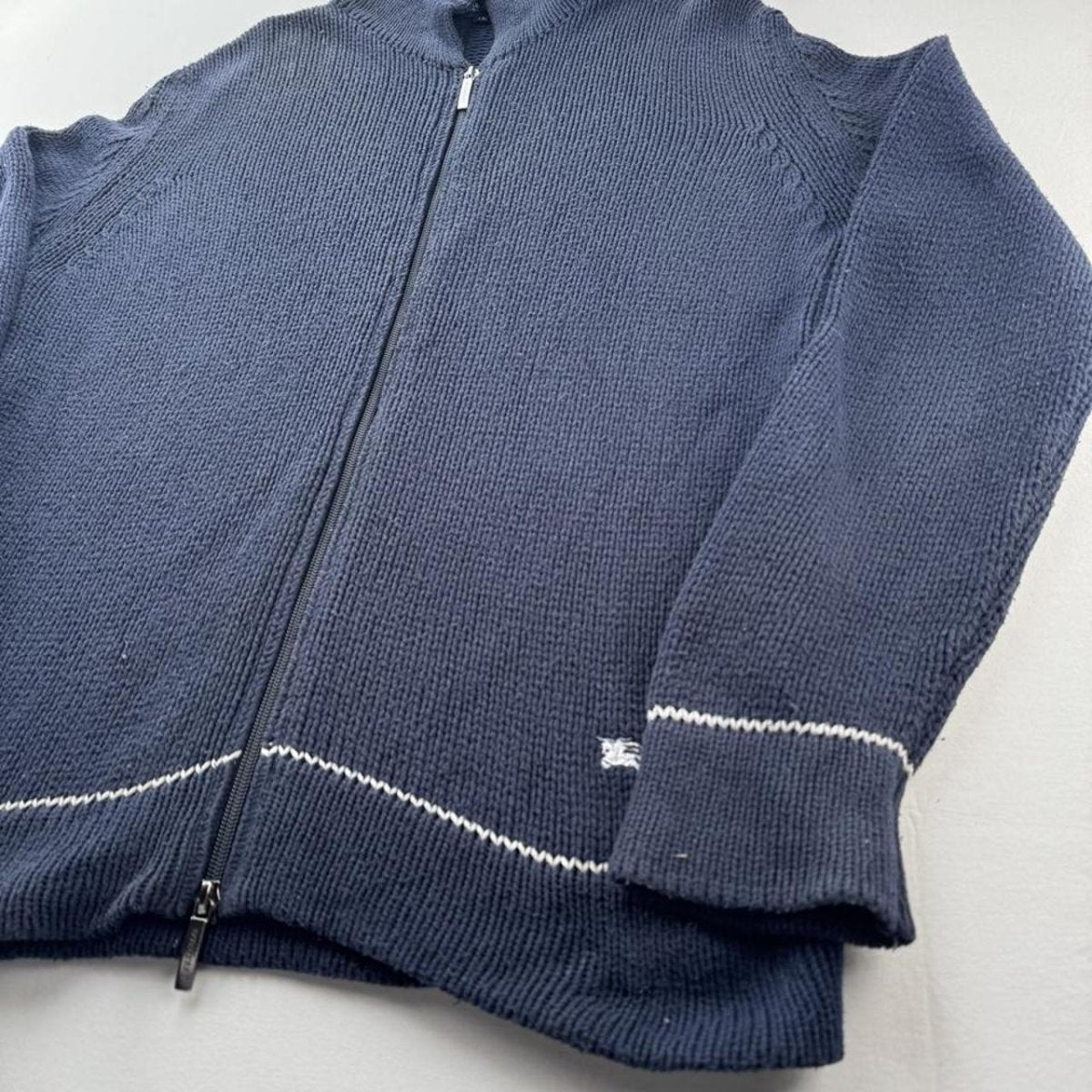 Thick Burberry Early 2000s Knitted Jumper M - Threads Uncovered