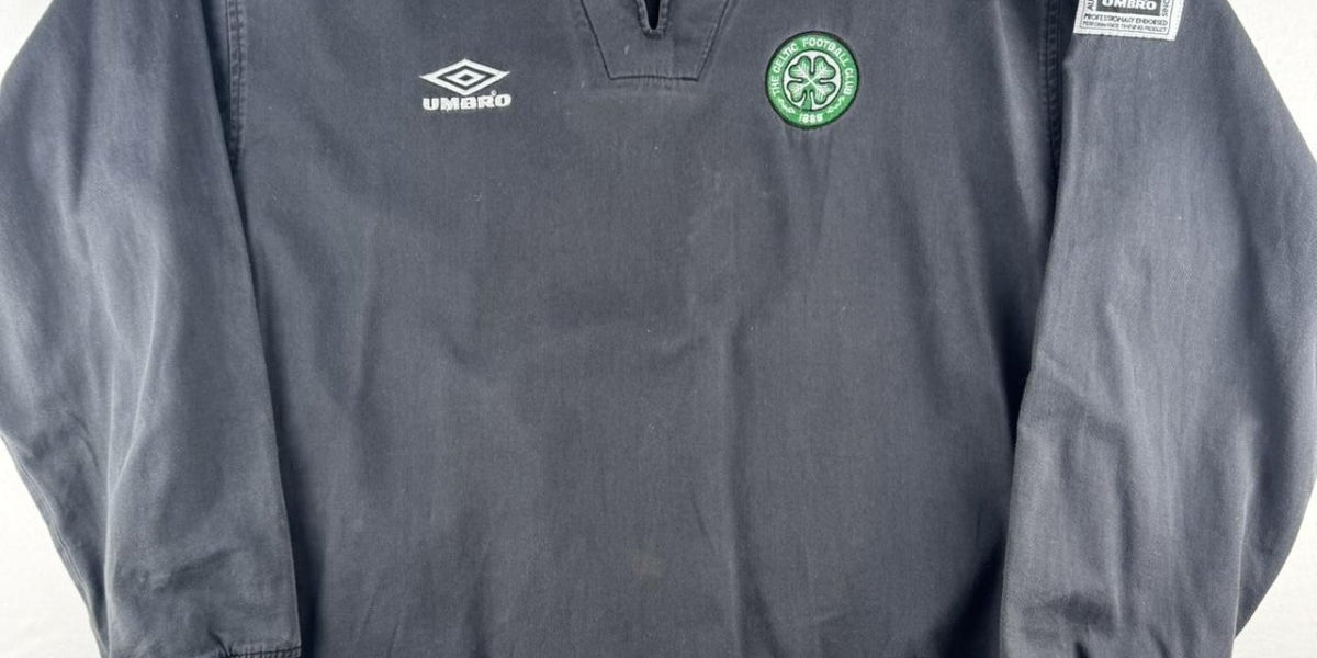 Umbro 1990s Celtic Drill Sweatshirt L - Threads Uncovered