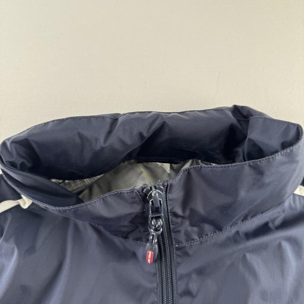 Umbro England Early 2000s Training Hooded Shell Track Jacket - Threads Uncovered