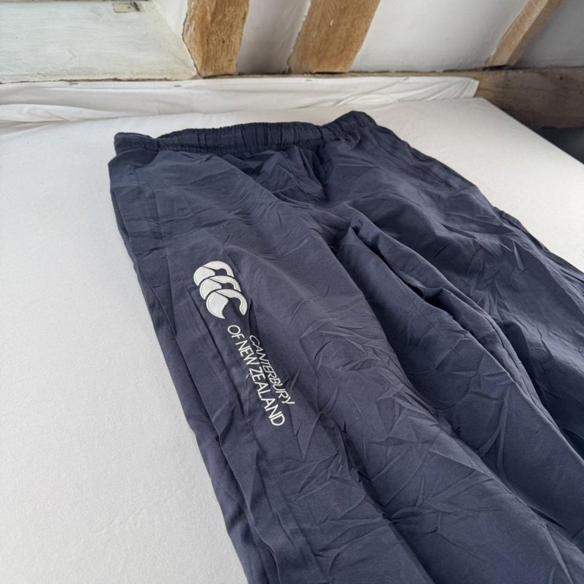 Uncuffed Canterbury Joggers L - Threads Uncovered