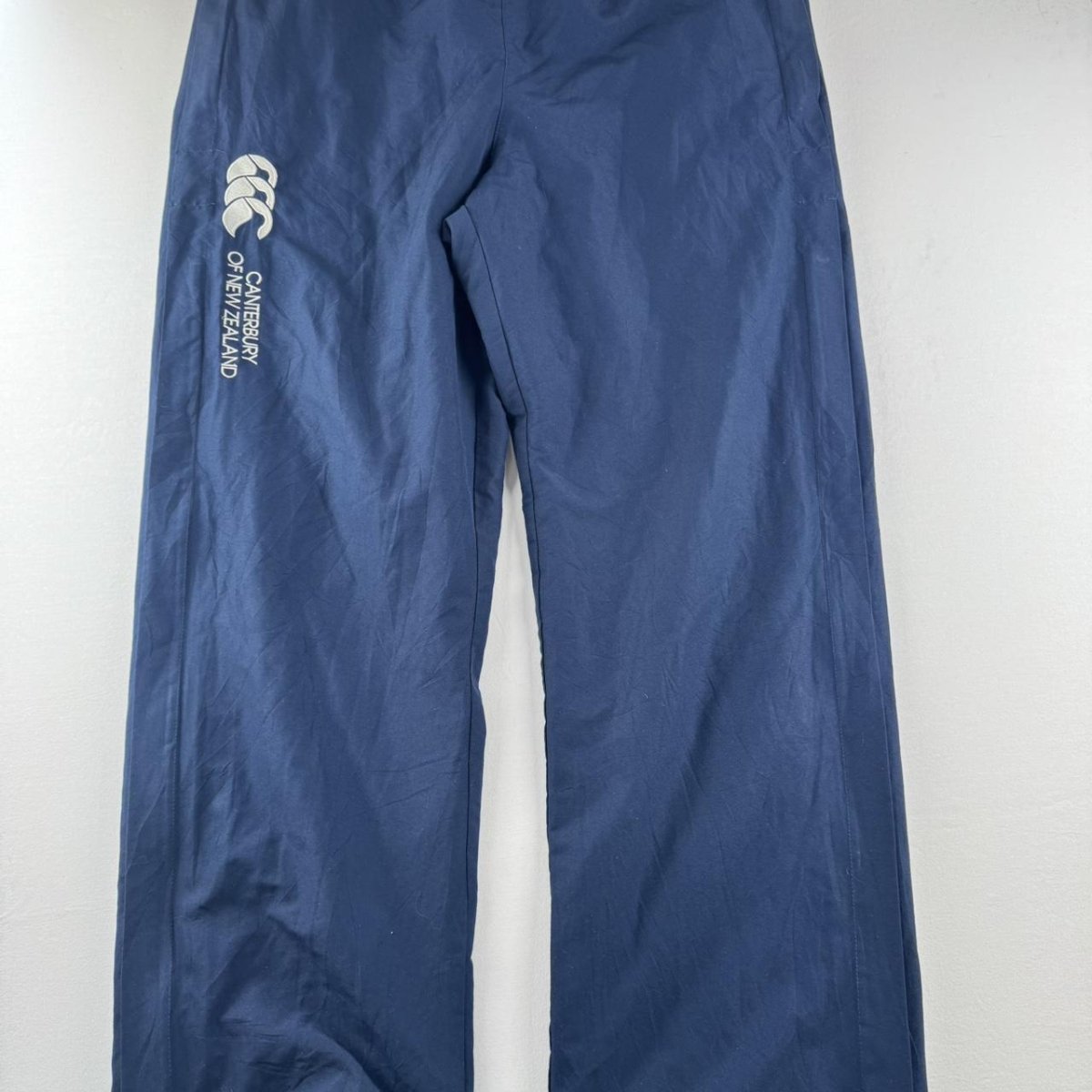 Uncuffed Canterbury Joggers Size M - Threads Uncovered