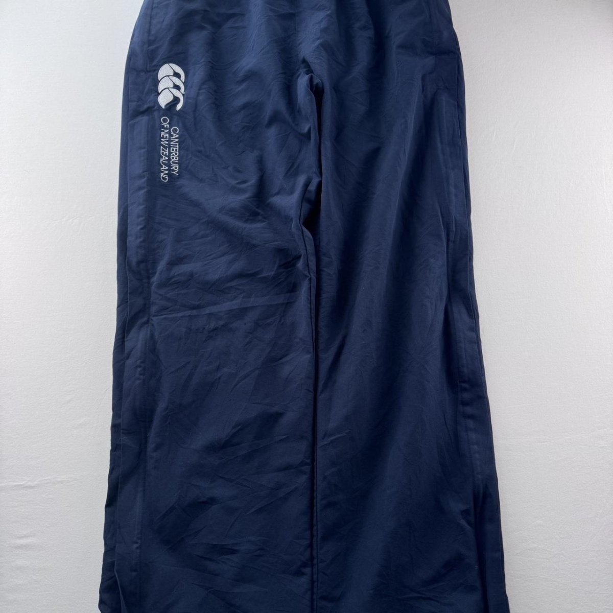 Uncuffed Canterbury Joggers Size M - Threads Uncovered