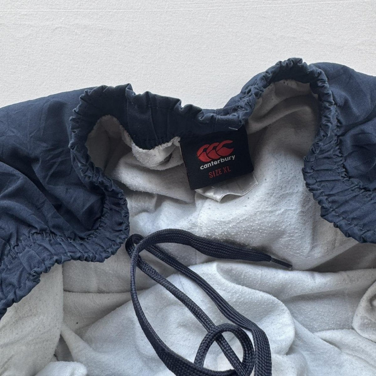 Uncuffed Canterbury Joggers Size XL - Threads Uncovered