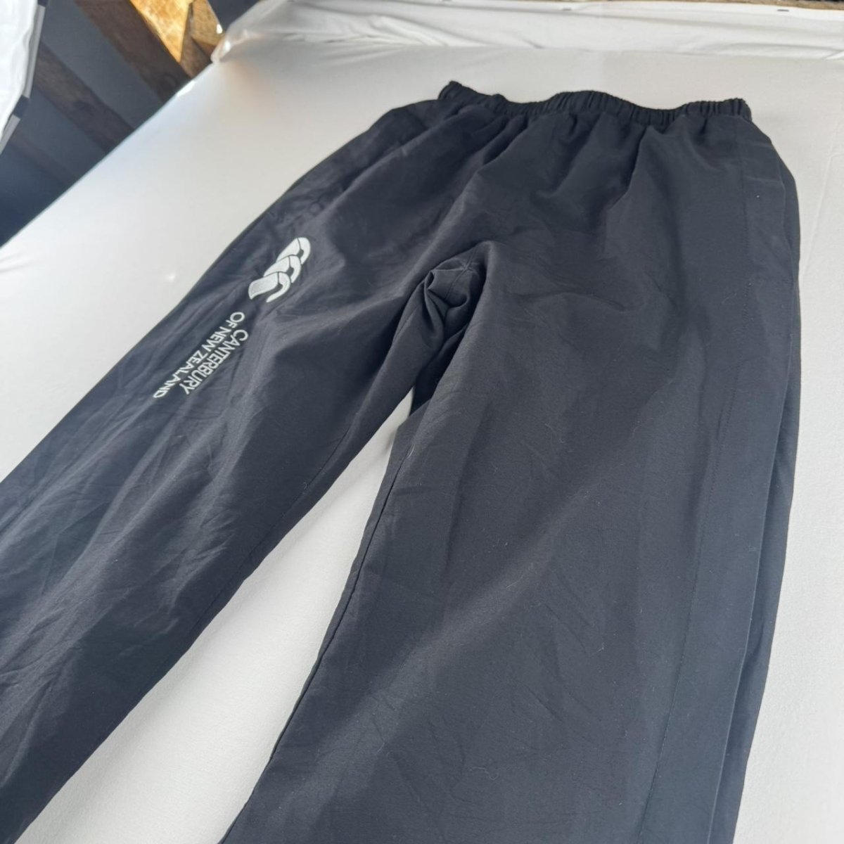 Uncuffed Canterbury Joggers Size XS - Threads Uncovered