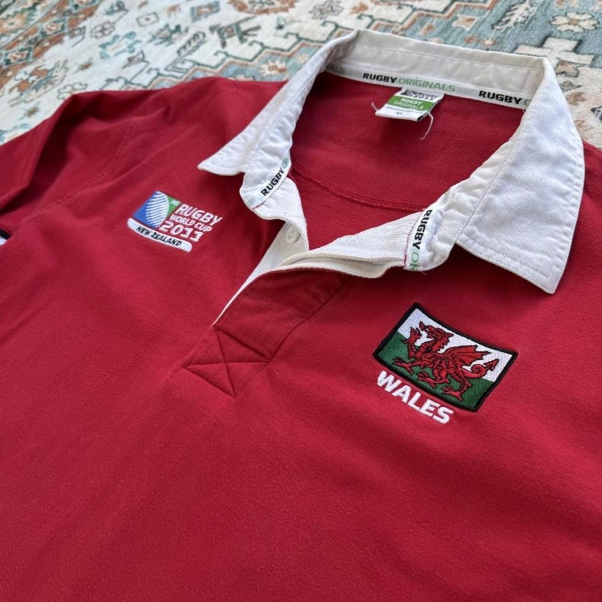 Wales 2011 World Cup Rugby Polo Shirt XL - Threads Uncovered
