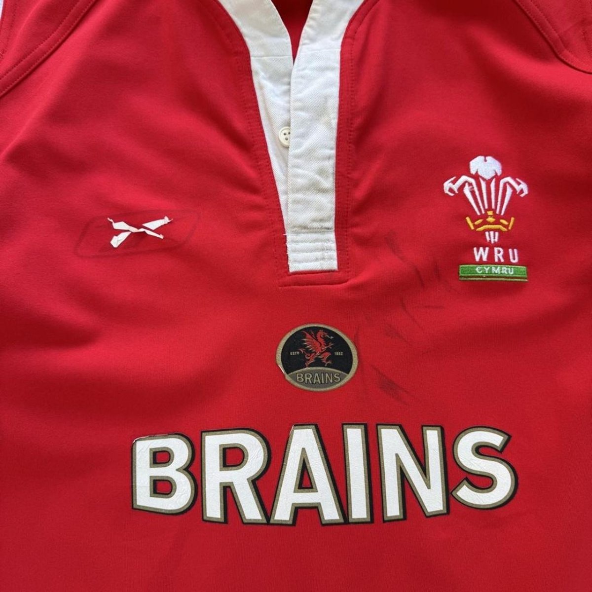 Wales Rugby Reebok Playing Shirt S - Threads Uncovered