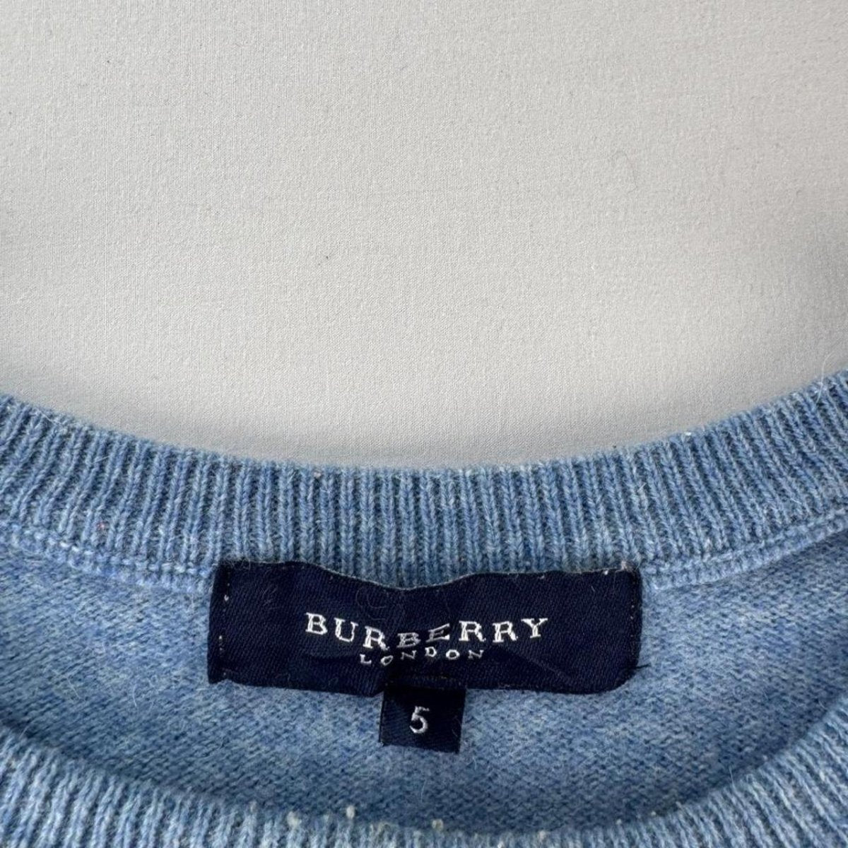 Womens Early 2000s Burberry Wool Blend Knitted Jumper 12-14 - Threads Uncovered