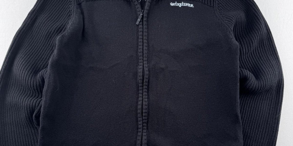 Womens Quiksilver Early 2000s Ribbed Full Zip Sweatshirt Size 16 - Threads Uncovered