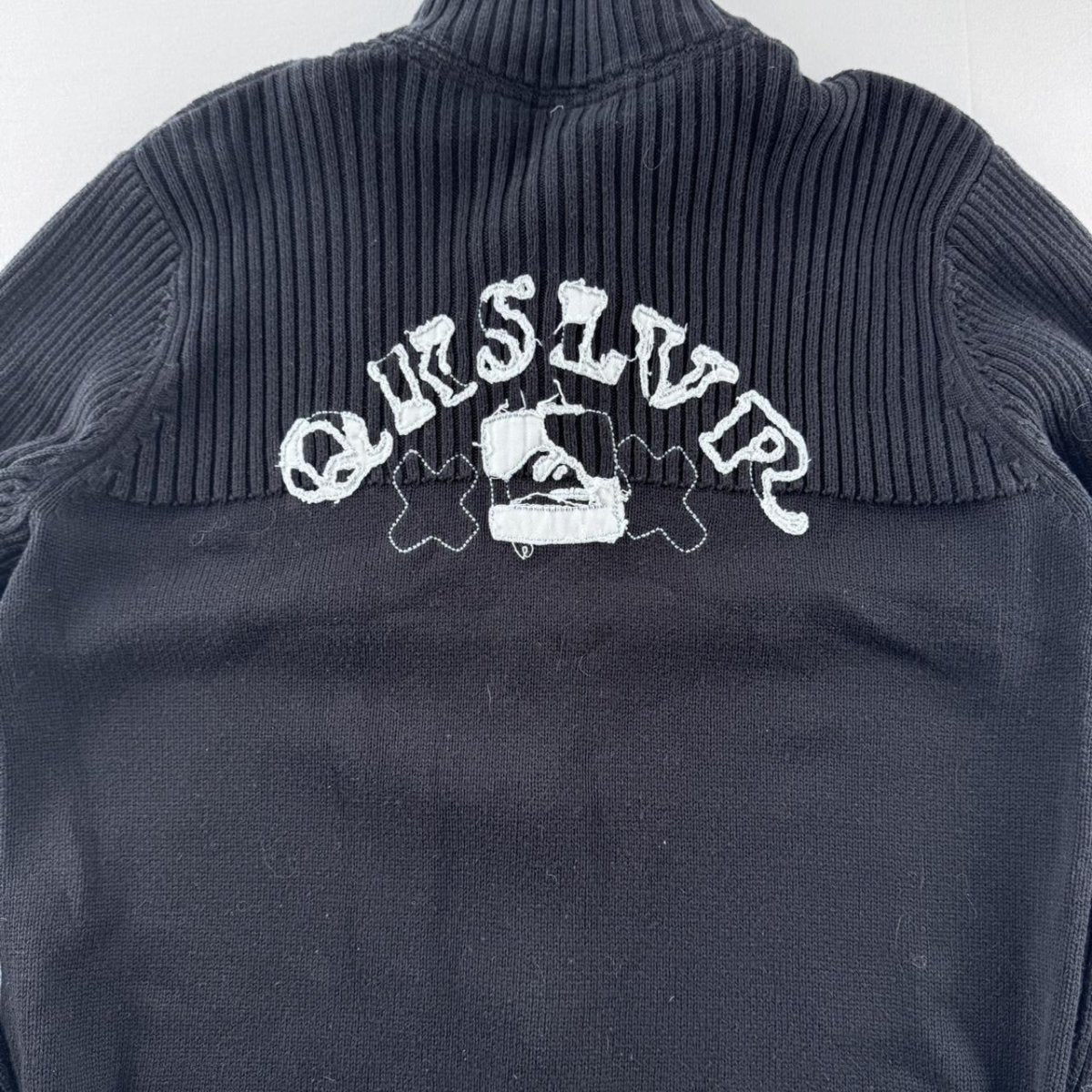 Womens Quiksilver Early 2000s Ribbed Full Zip Sweatshirt Size 16 - Threads Uncovered