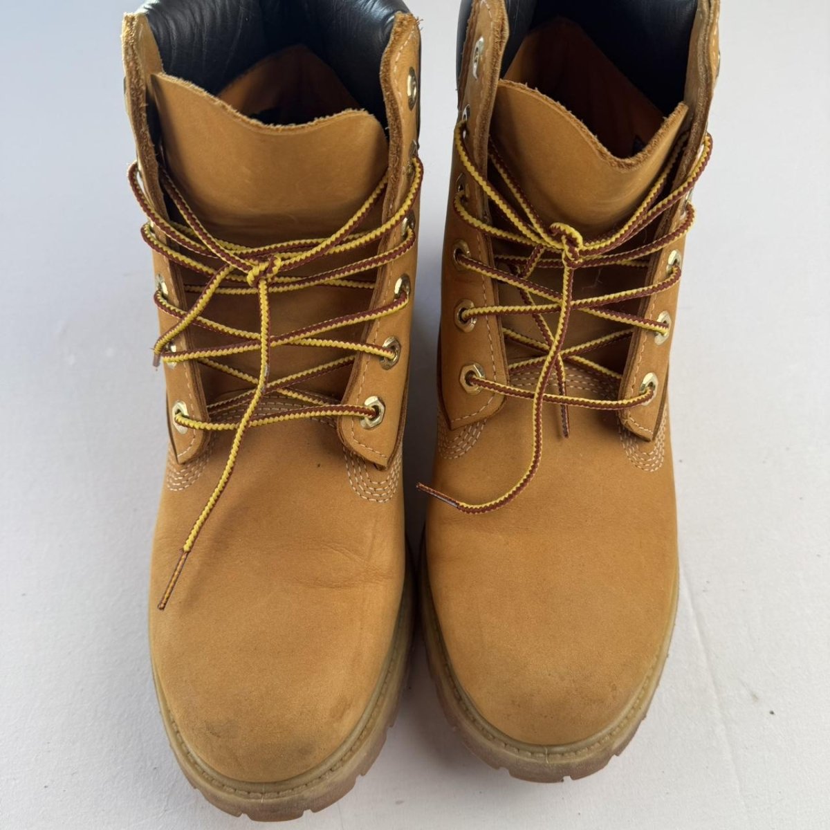 Womens Timberland Classic Premium 6 Inch Boots UK8 - Threads Uncovered