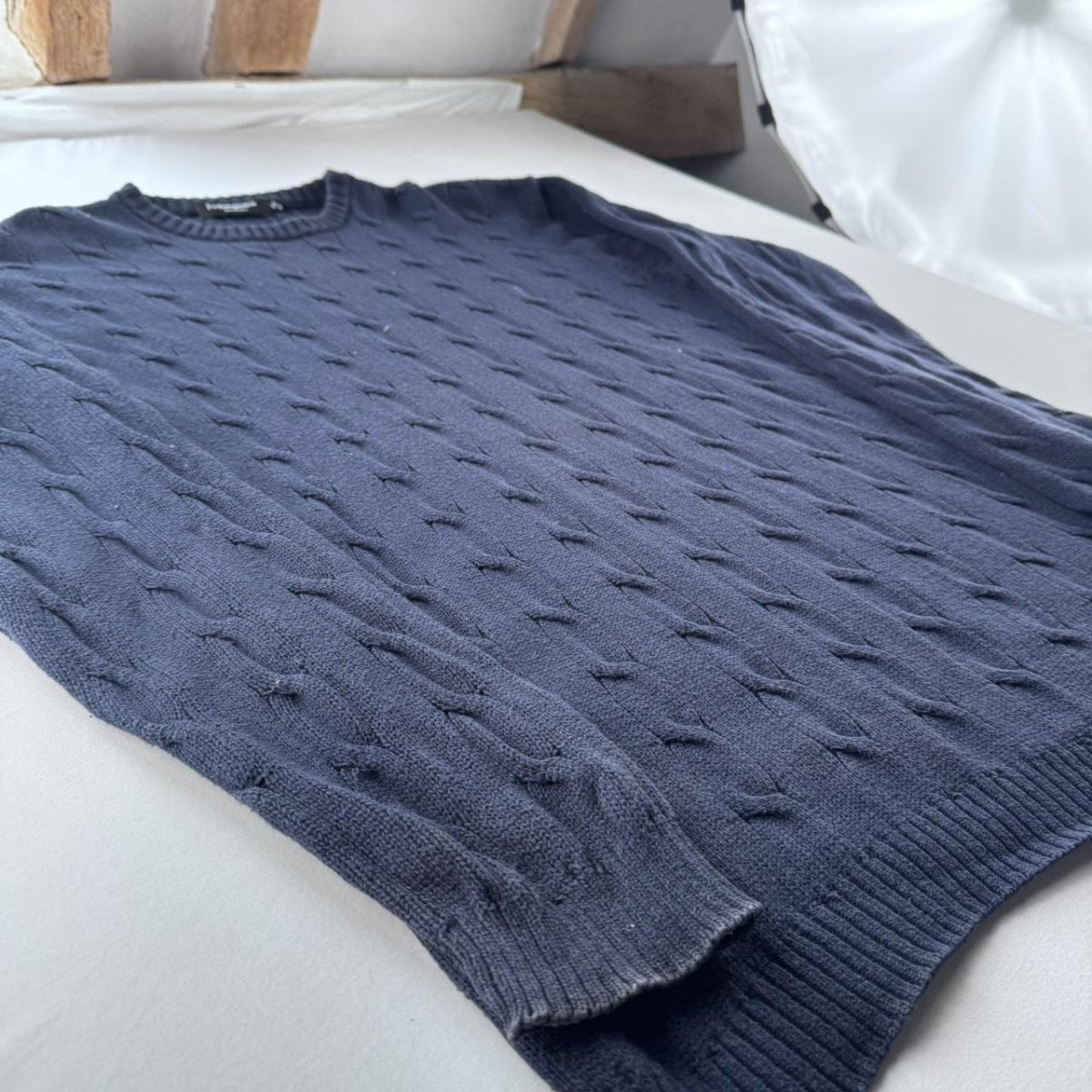 Yves Saint Laurent YSL Embroidered Logo Thick Knitted Cable Knit L - Threads Uncovered